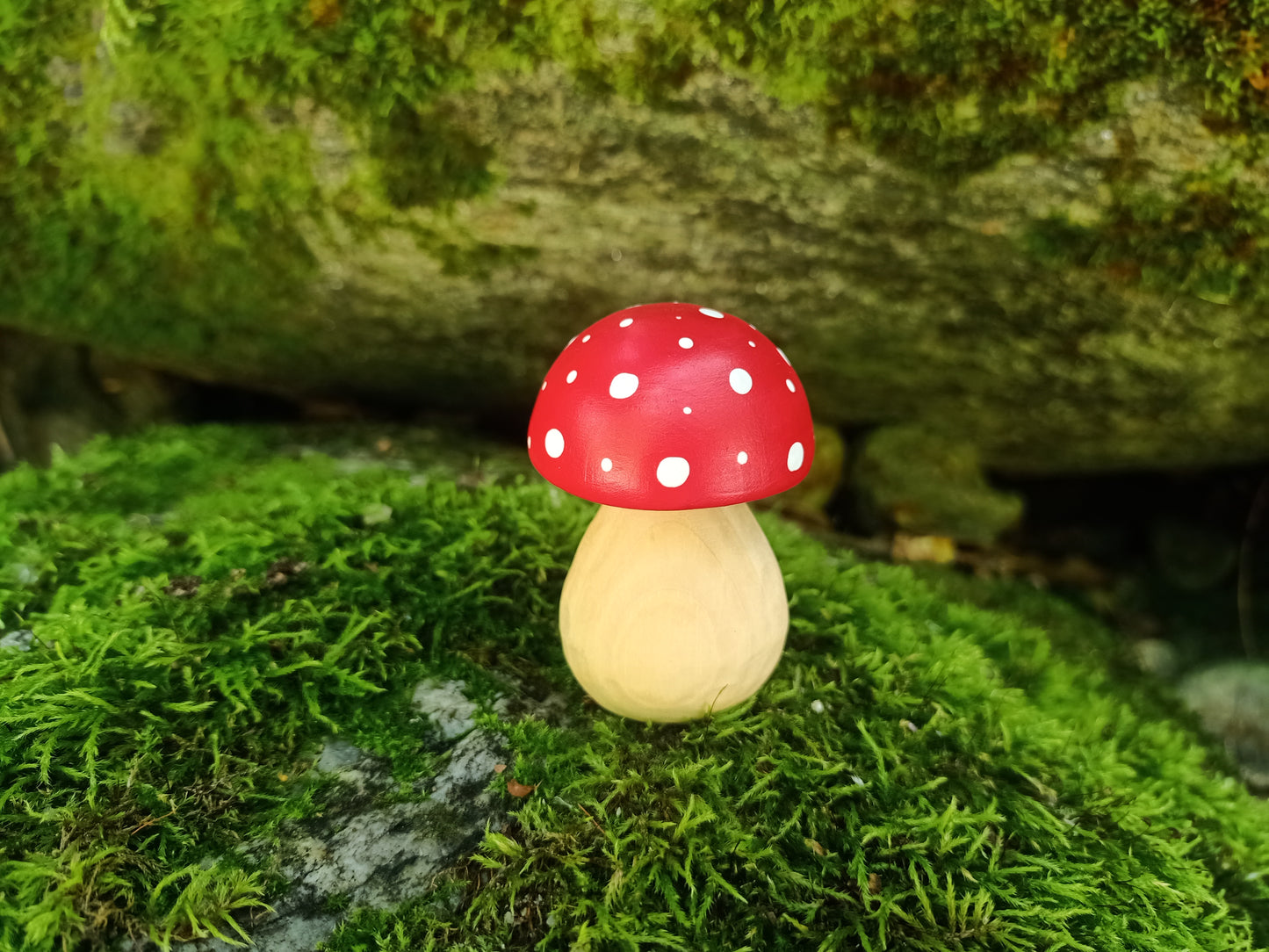 Magischer Fliegenpilz aus Zirbenholz "hand-geschnitzt"