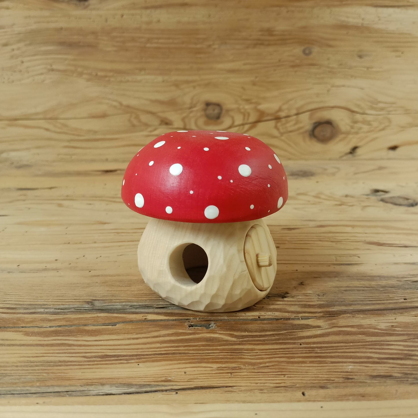 Zwergenhaus (handgeschnitzt) aus Zirbenholz