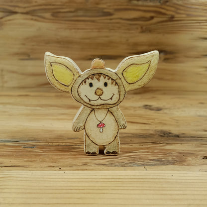 Lumoki der Traumhüter – handgemachte Holzfigur und Naturwesen aus Lindenholz von NaturWunderWerk aus Südtirol. Magischer Begleiter aus der Zauberwerkstatt der Zauberschnitzer für fantasievolles Spielen und kleine Waldabenteuer.